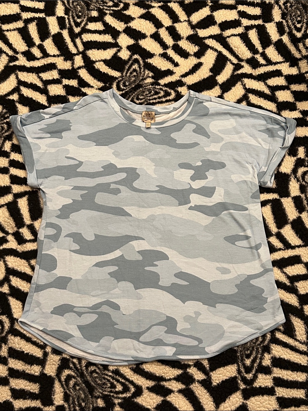 Como Vintage Light Blue & Gray Camo Short Sleeve Tee